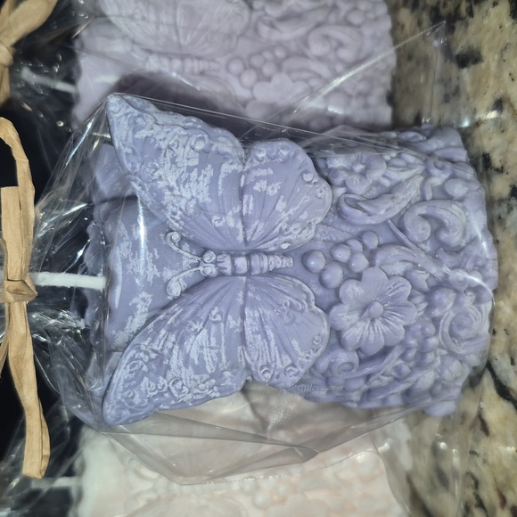 Butterfly Embossed Candles - Winner's Choice-Handcrafted - Picture 2 of 6